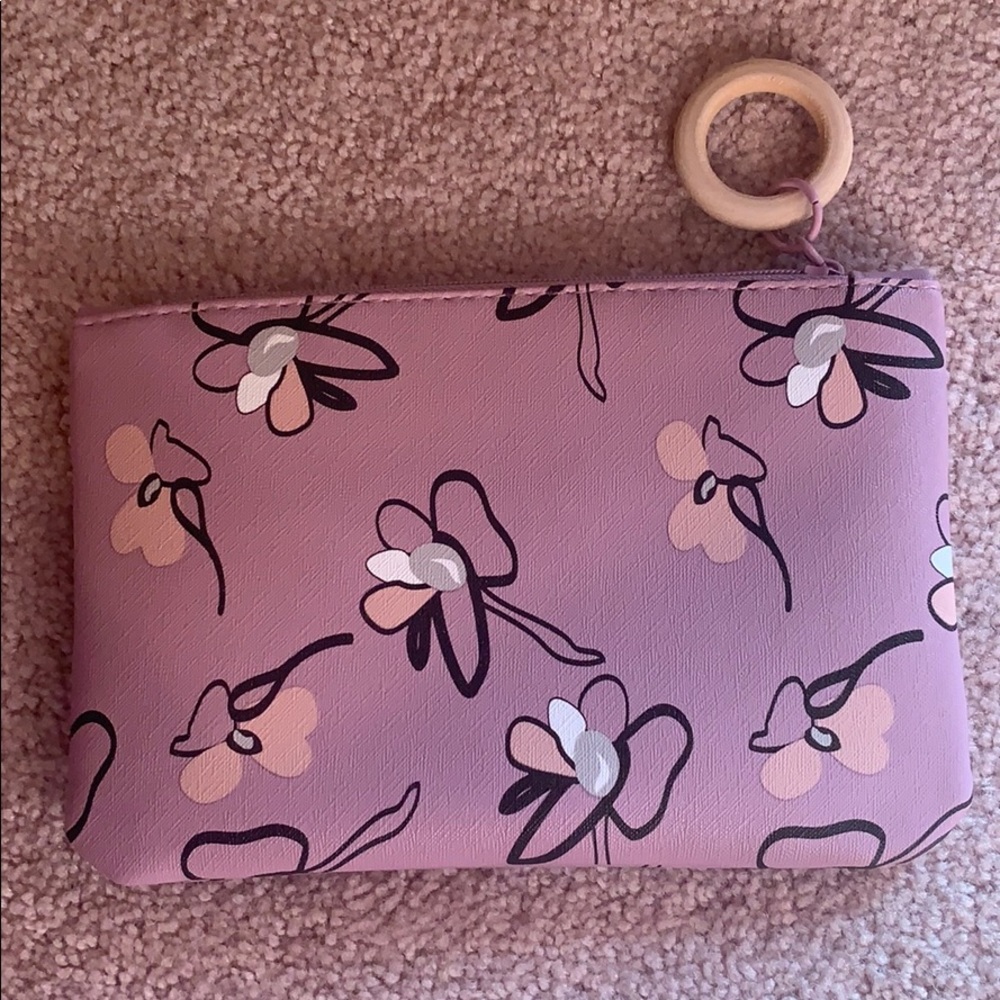 Makeup bag